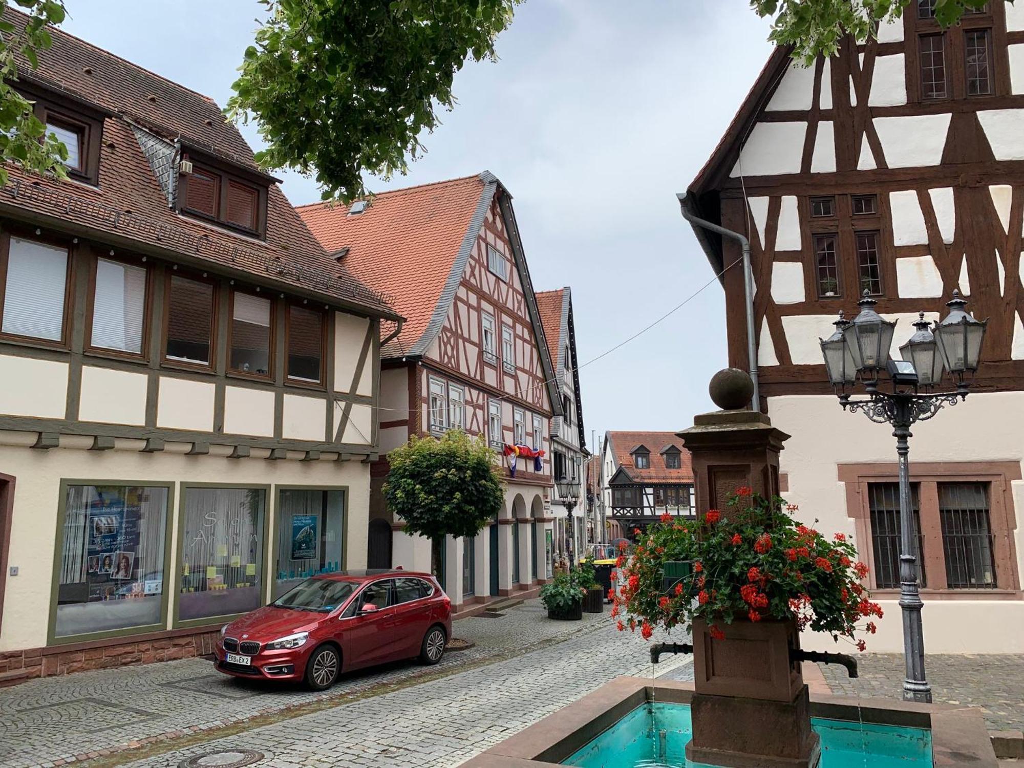 Apartment Am Historischen Rathaus Michelstadt Extérieur photo